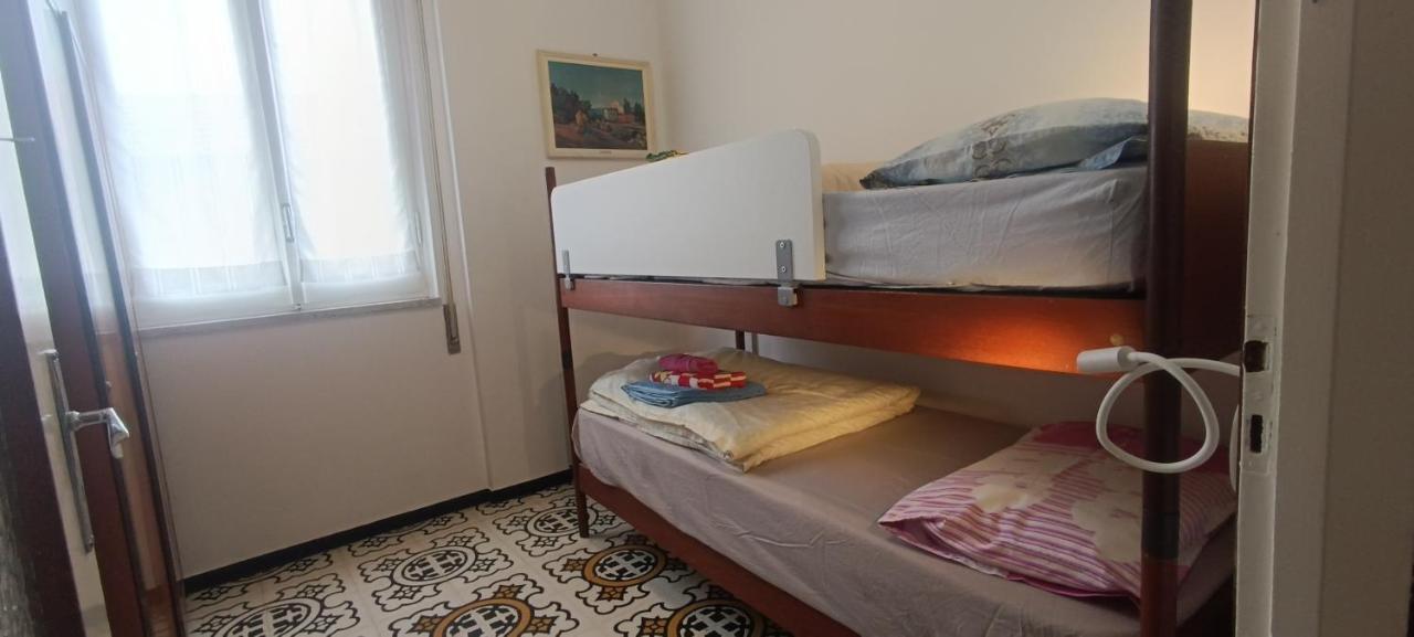דירות פינאלה ליגורה Casa Di Claude Con Posto Auto מראה חיצוני תמונה